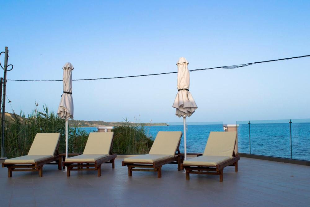 Sea And Creek Villa Katelios Exterior photo